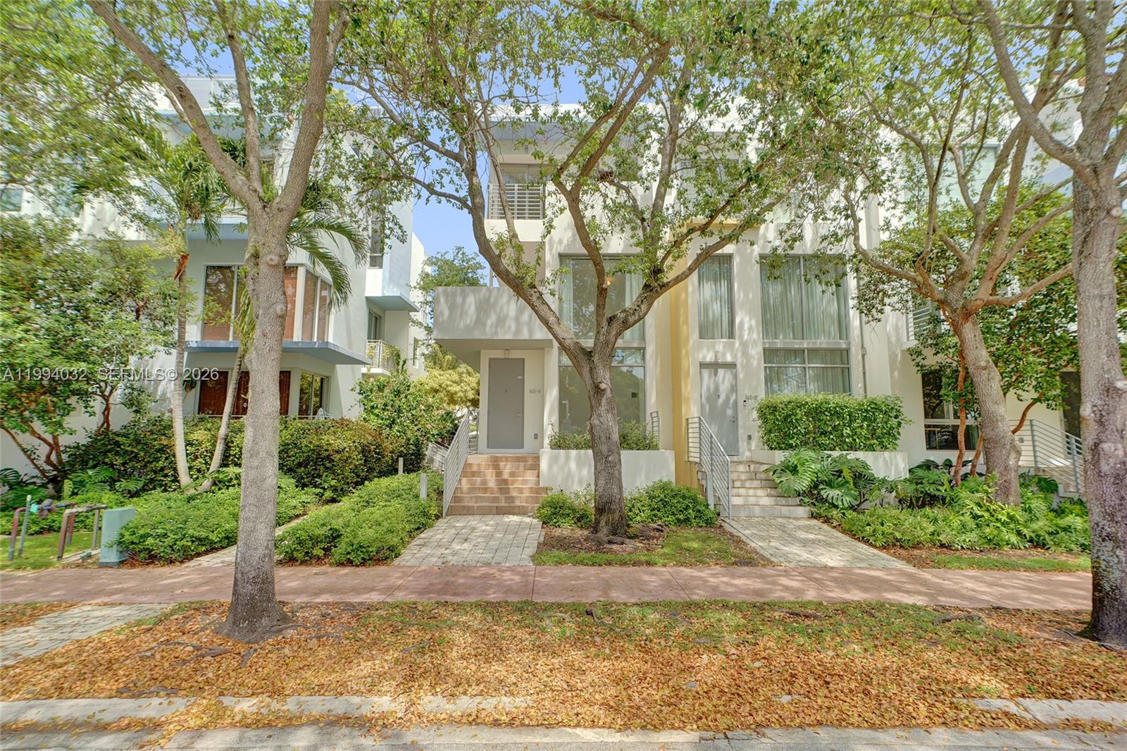 View photos, virtual tours, details... 163 N Shore Dr 163-6