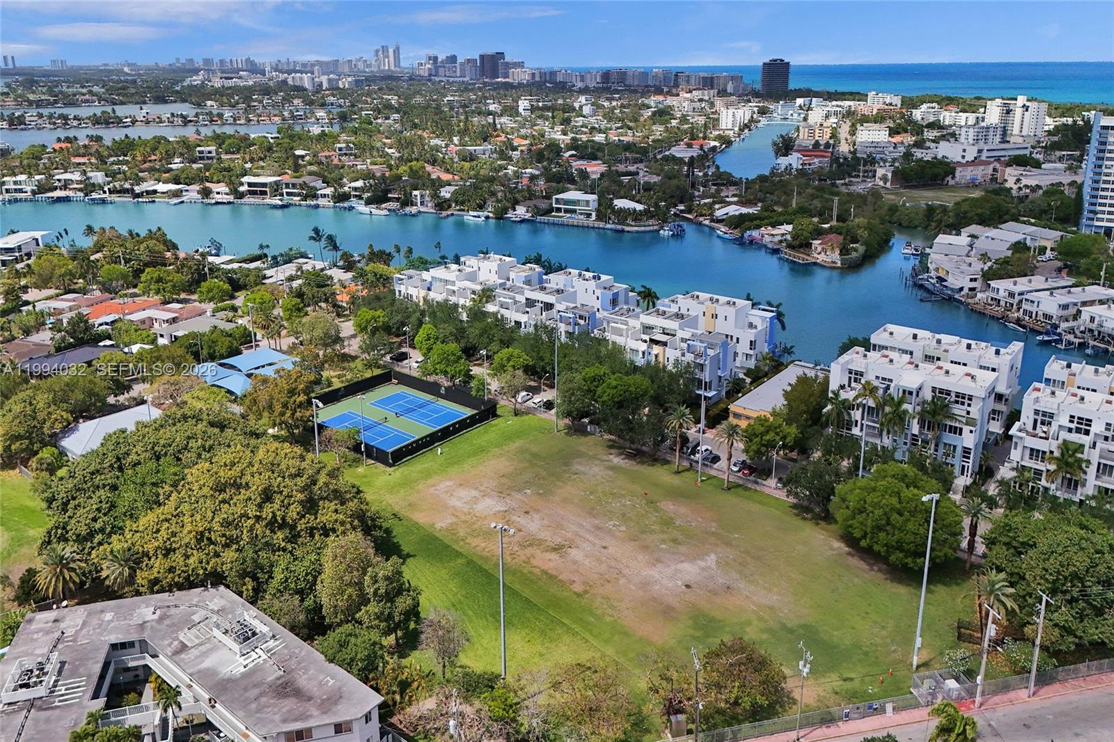 NORMANDY GOLF COURSE - Residential