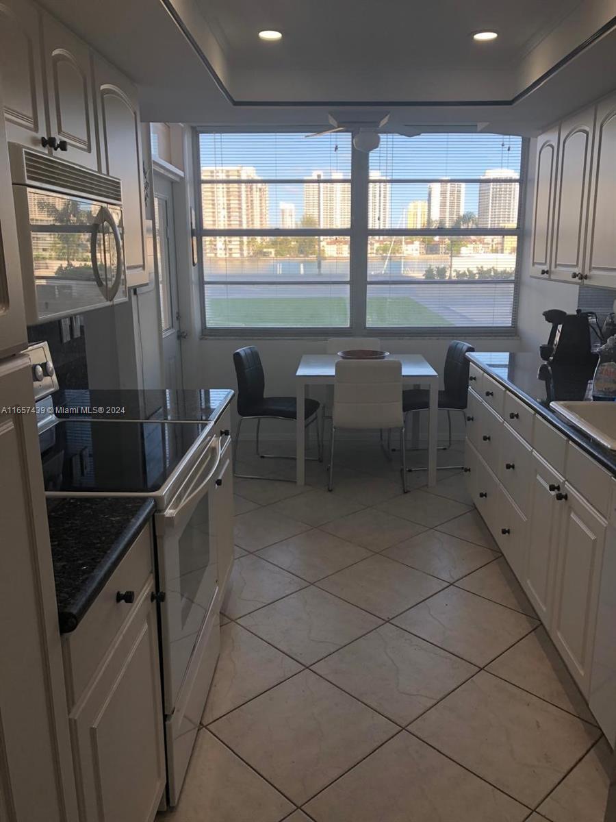 DEL PRADO MARINA - Residential