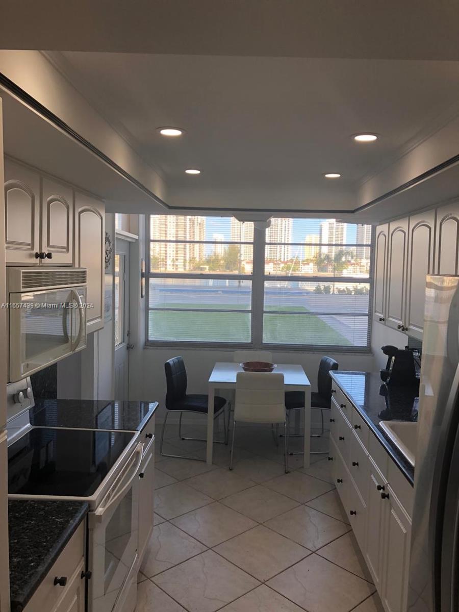 DEL PRADO MARINA - Residential
