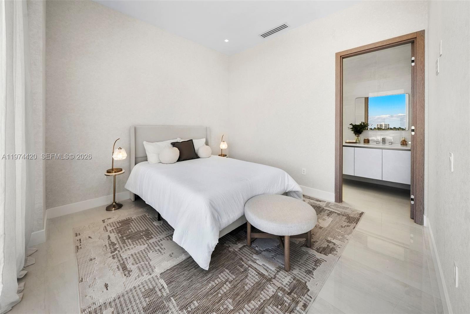 246 NE 6TH AVENUE CONDO - Residential