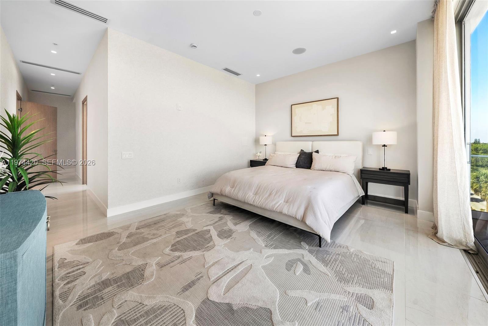 246 NE 6TH AVENUE CONDO - Residential