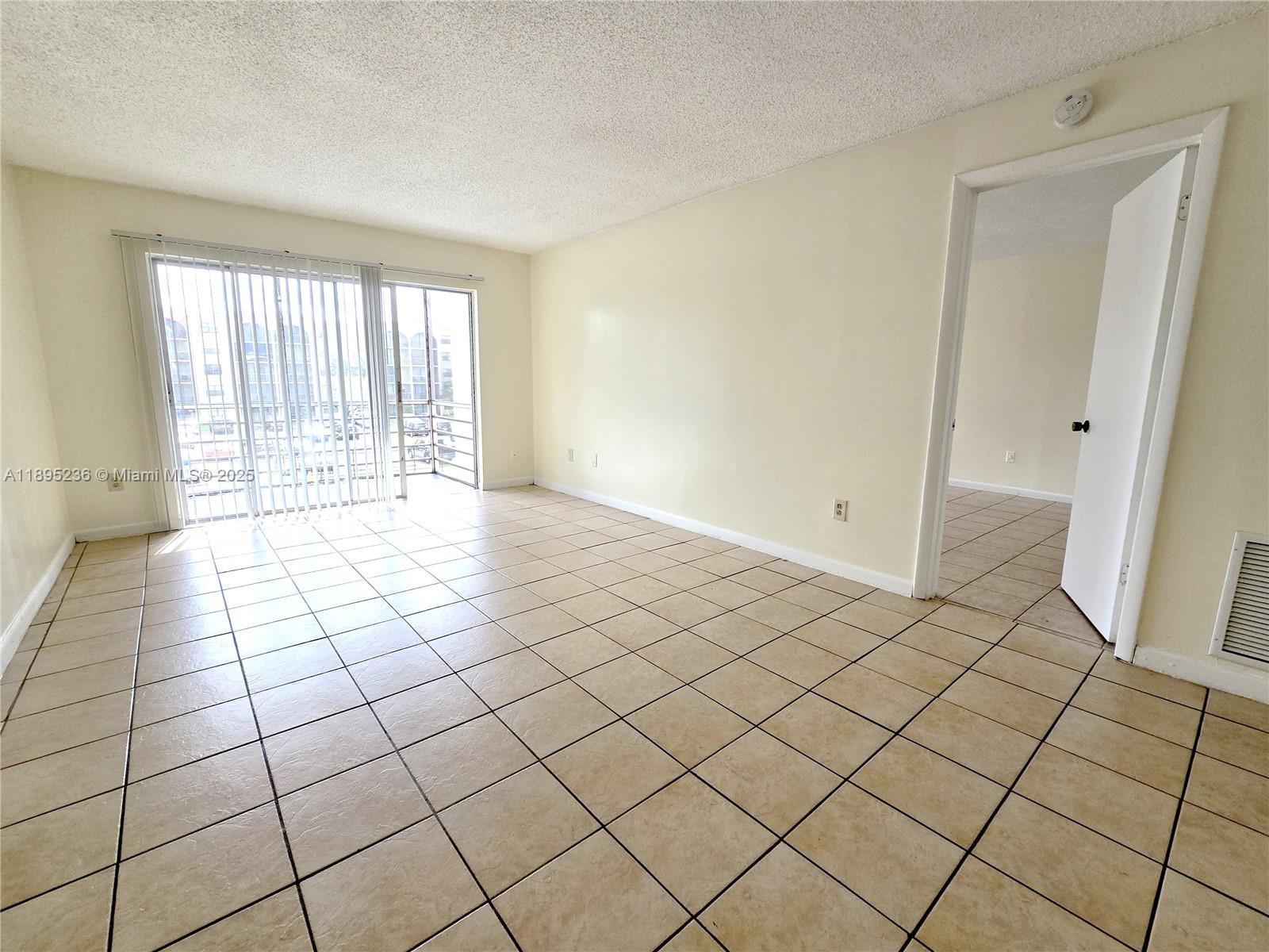 BROOKFIELD SQUARE CONDO - Residential