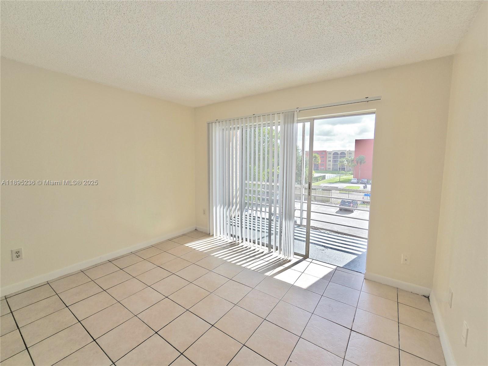 BROOKFIELD SQUARE CONDO - Residential