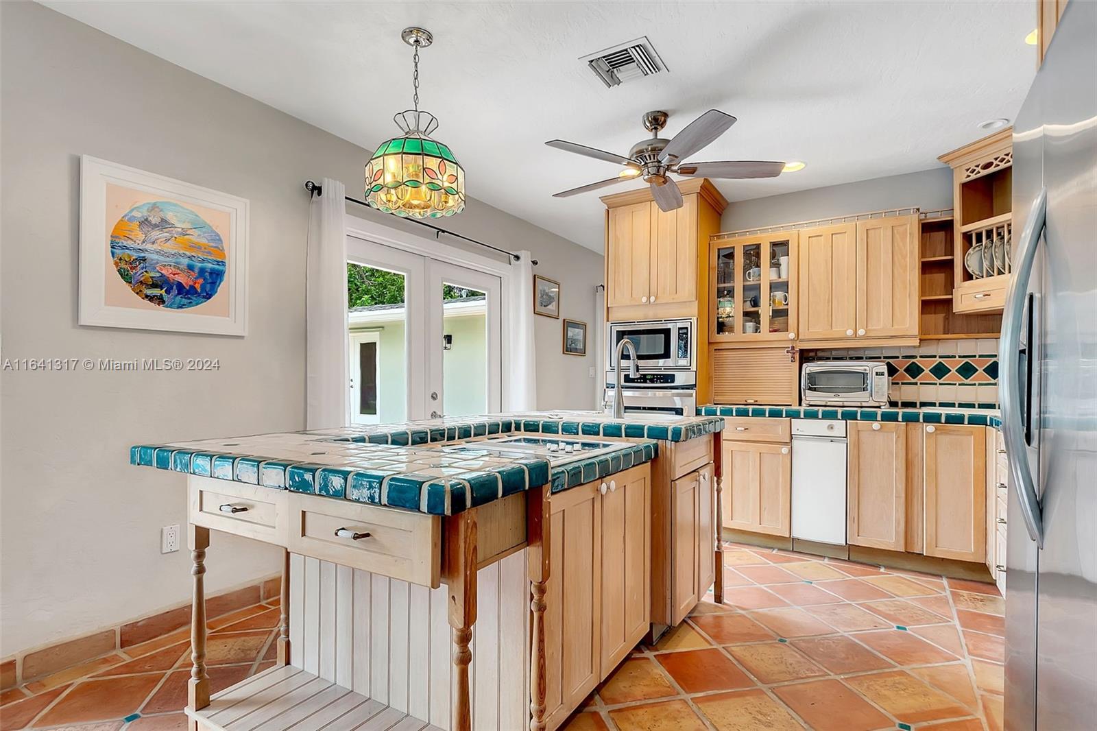 CORAL REEF ESTATES - Residential