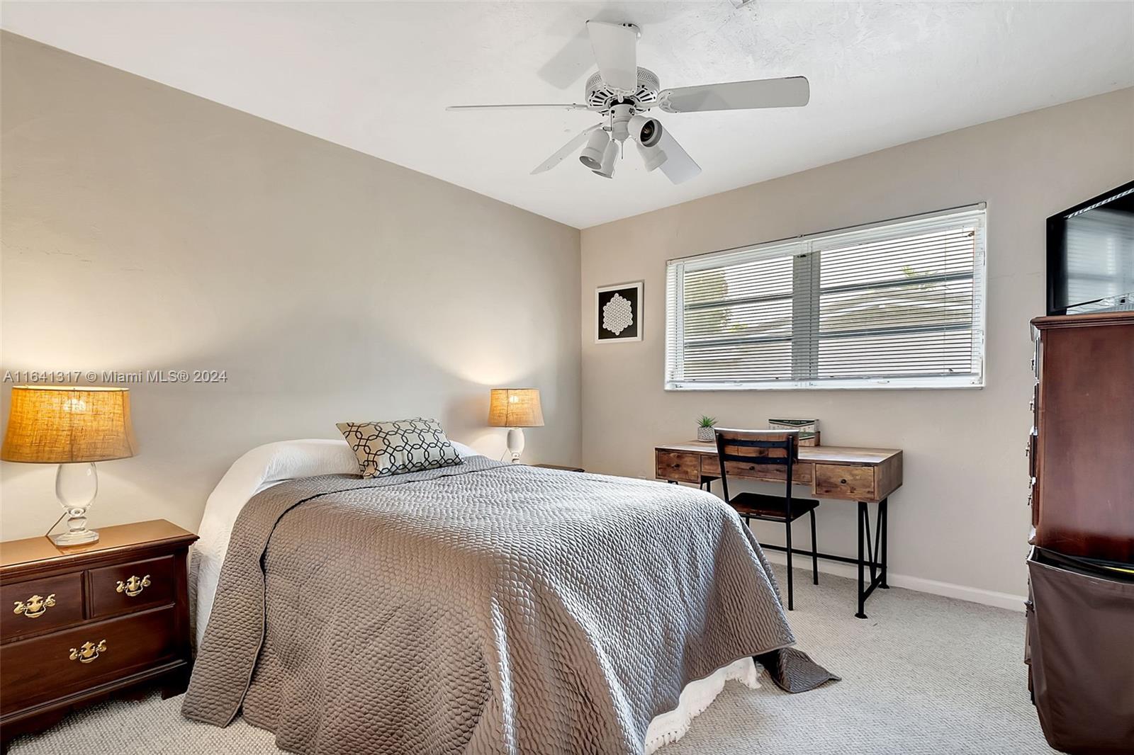 CORAL REEF ESTATES - Residential
