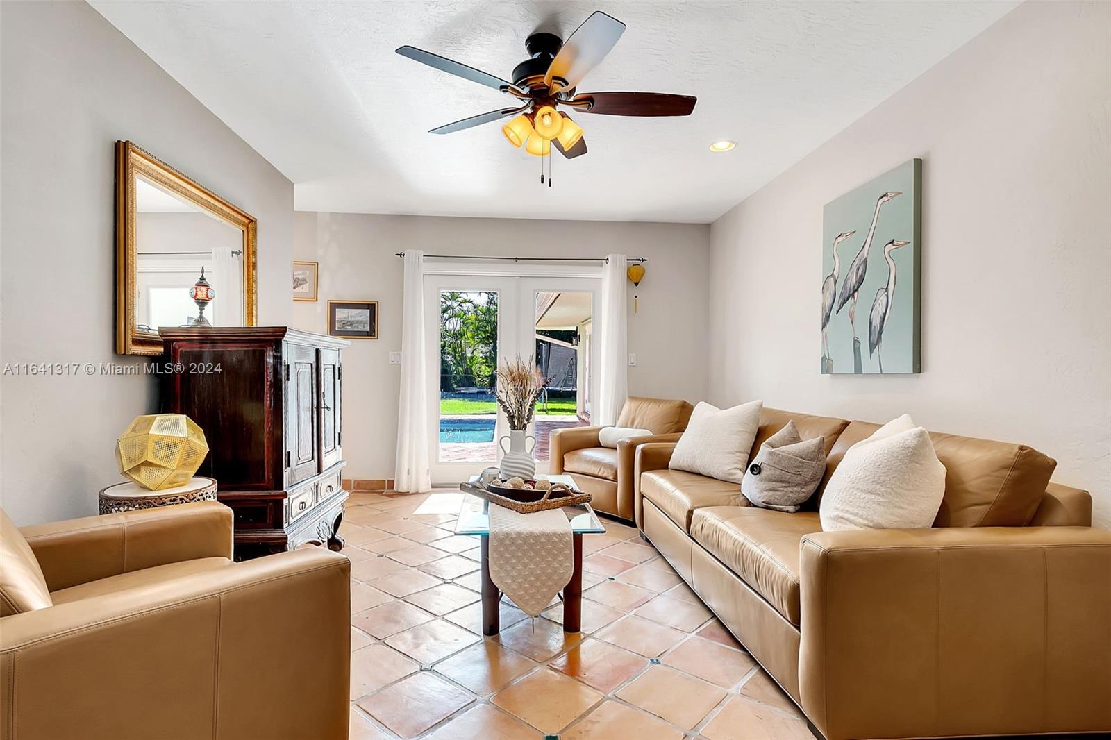 CORAL REEF ESTATES - Residential