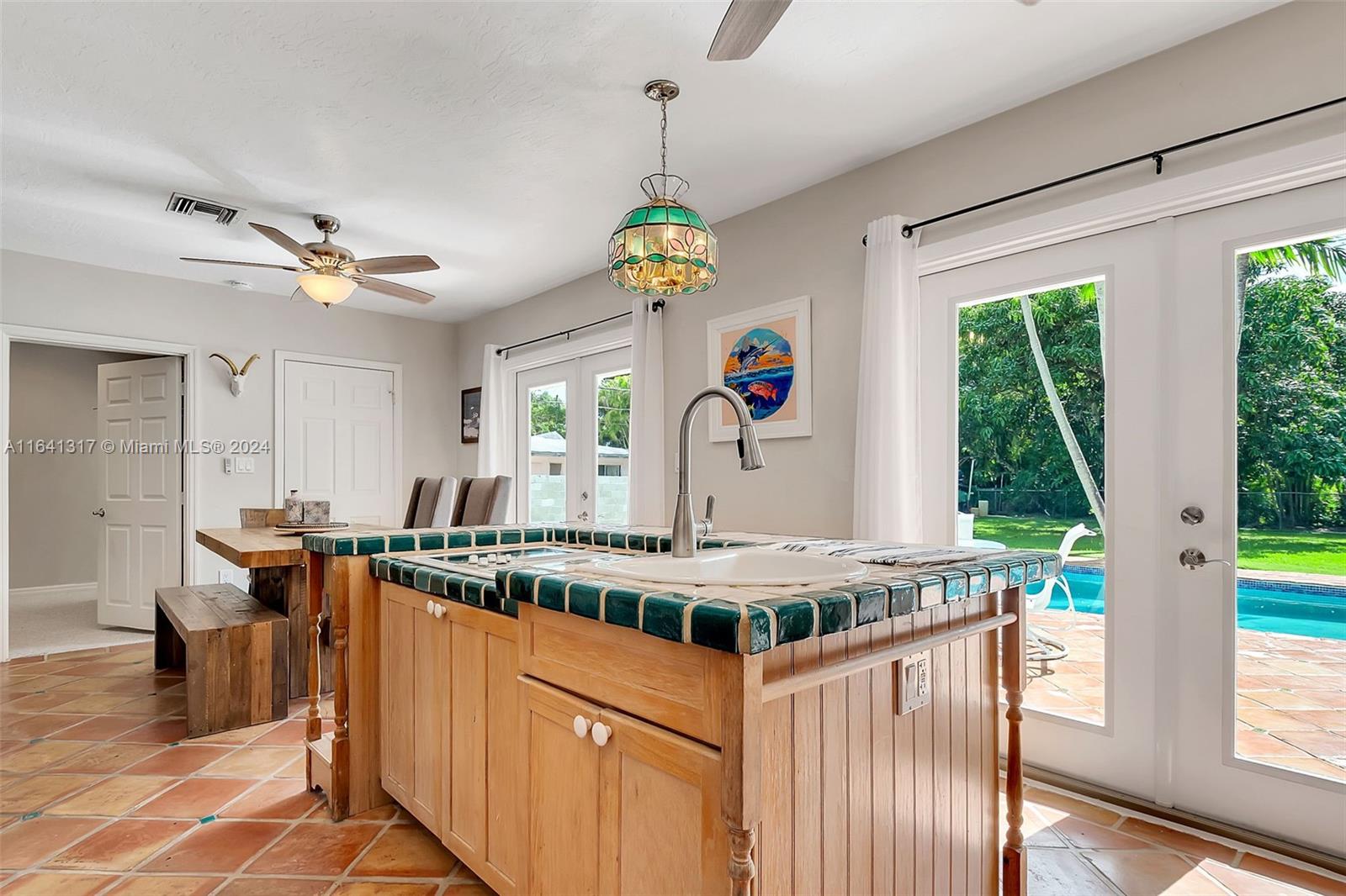 CORAL REEF ESTATES - Residential