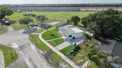 Tiny photo for 14700 SW 302nd St, Homestead, FL 33033 (MLS # A12006050)
