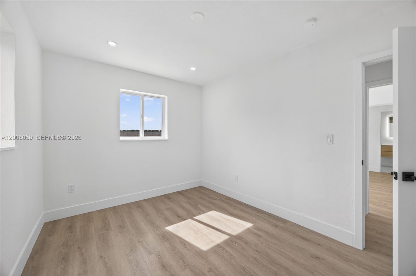 HMSTD LAKE PARK HOMES - Residential