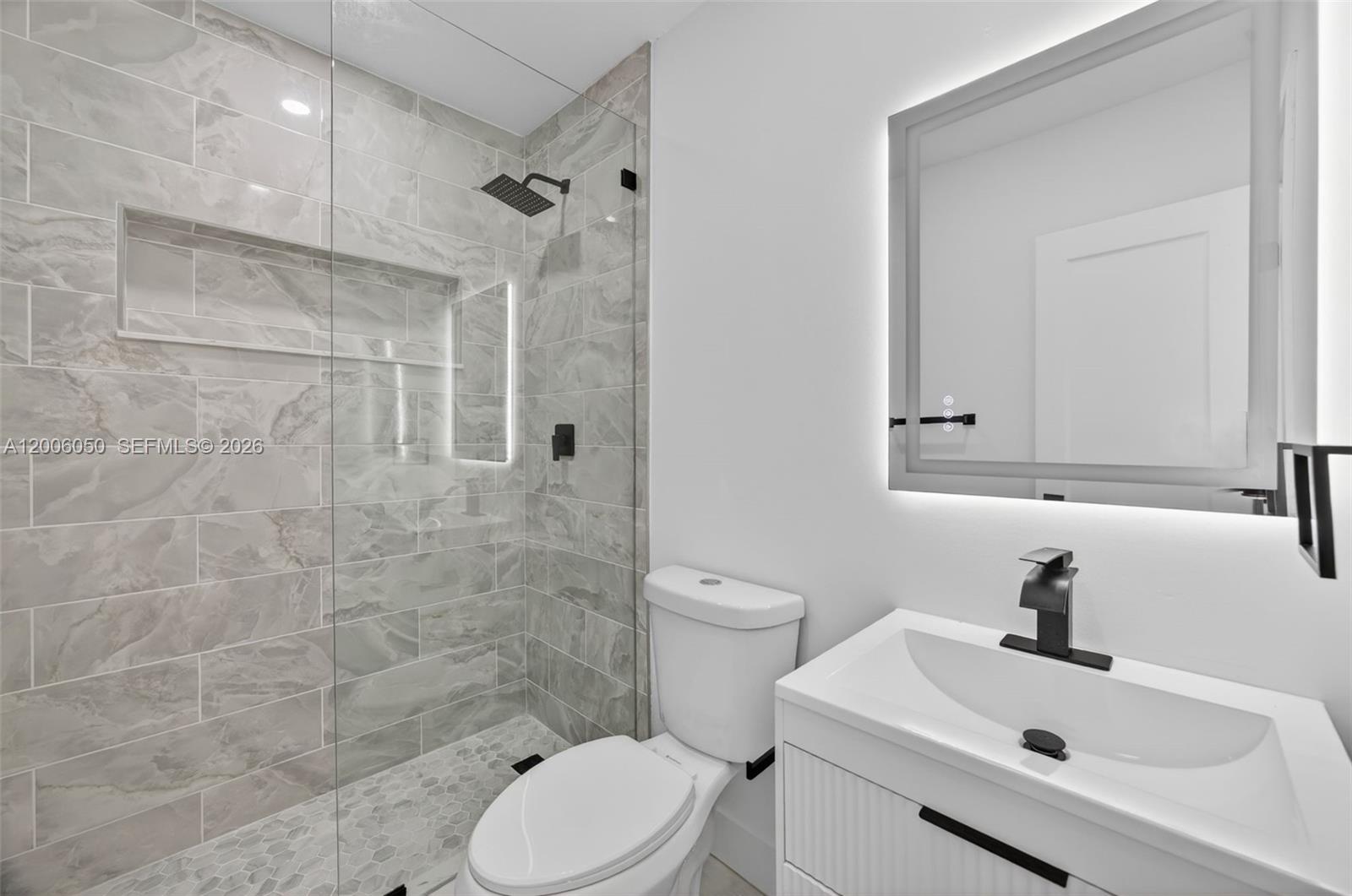 HMSTD LAKE PARK HOMES - Residential