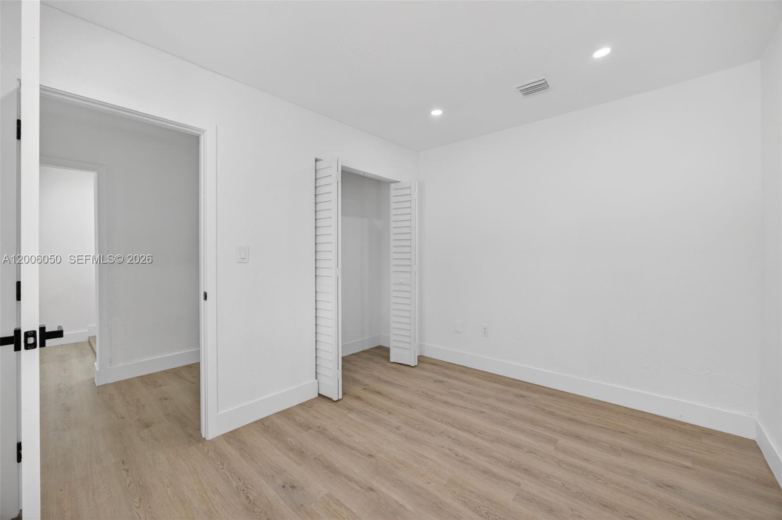 HMSTD LAKE PARK HOMES - Residential