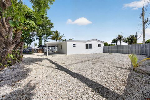 Tiny photo for 14700 SW 302nd St, Homestead, FL 33033 (MLS # A12006050)