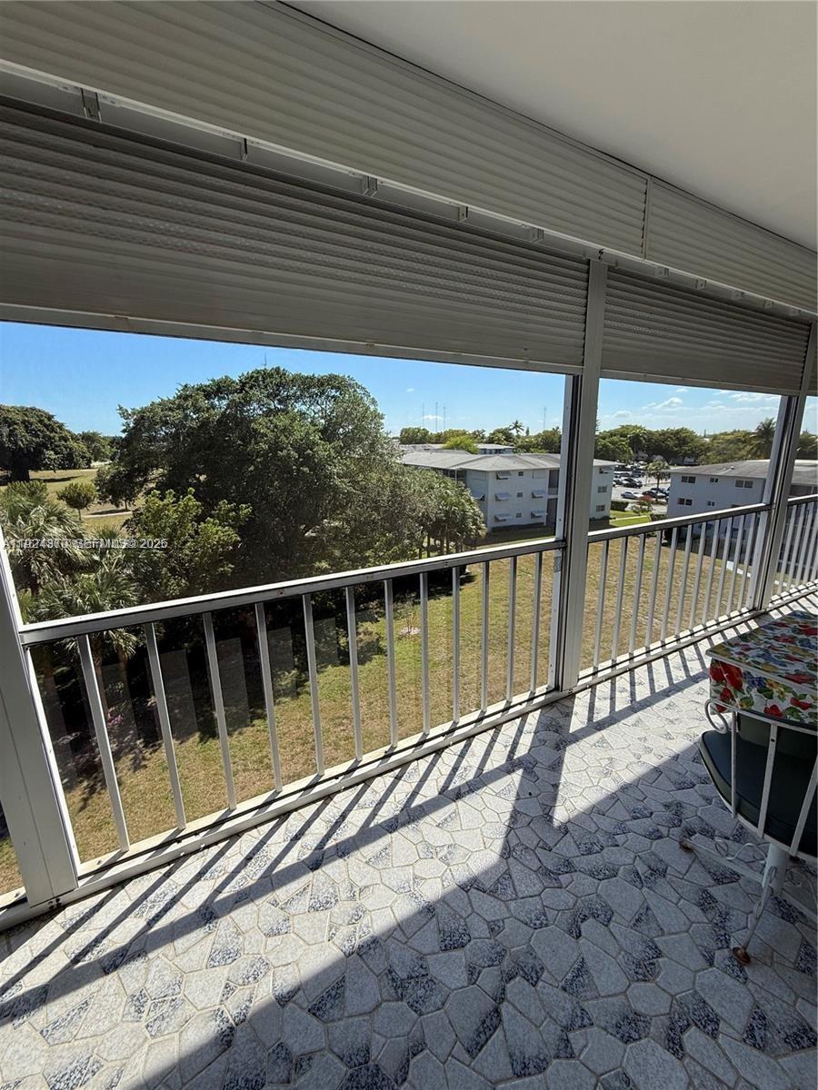 HILLCREST COUNTRY CLUB AP - Residential