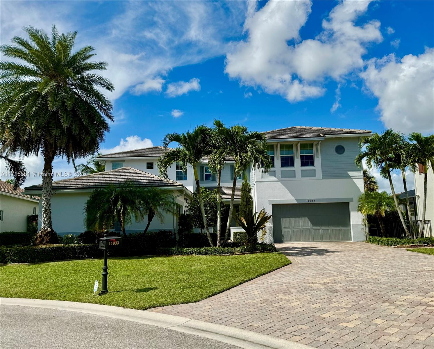 Property for Sale at 11933 Nw 79th Ct, Parkland, Broward County, Florida - Bedrooms: 5 
Bathrooms: 5  - $1,670,000
