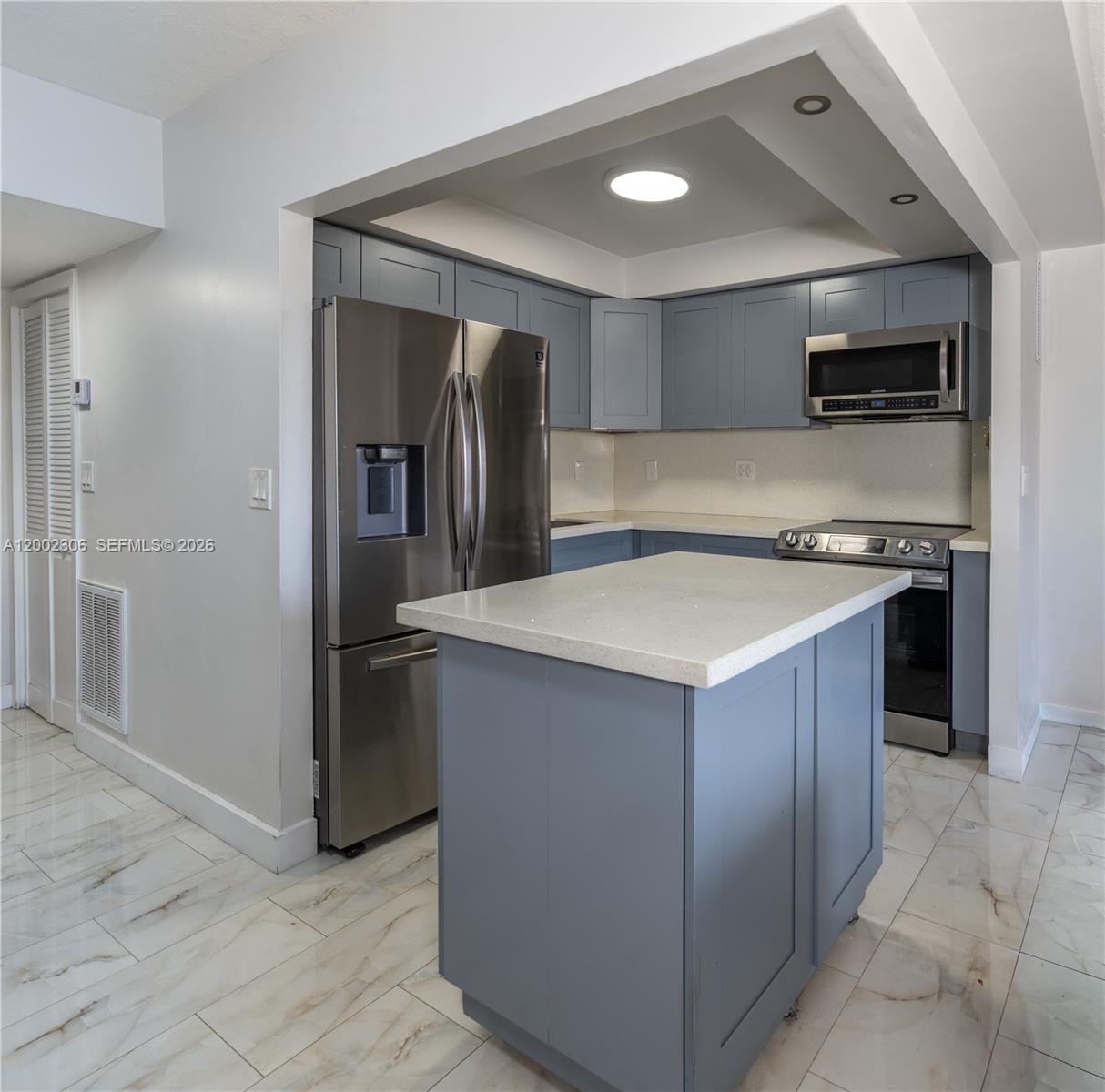 LE JEUNE HOUSE CONDO - Residential