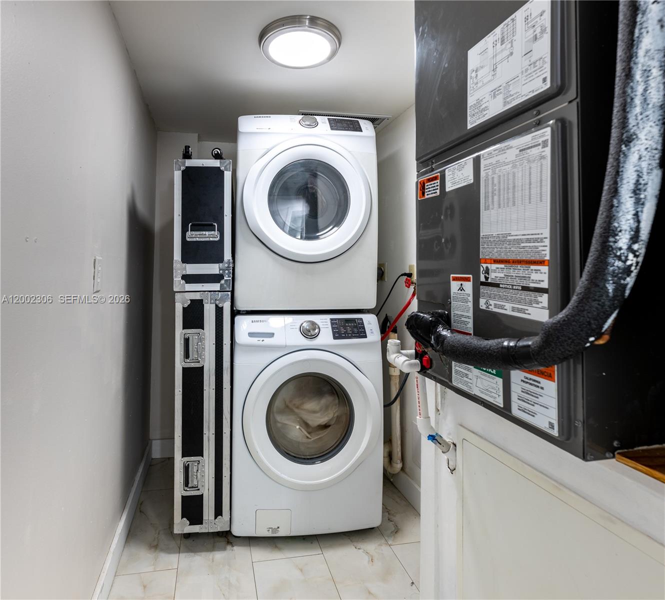 LE JEUNE HOUSE CONDO - Residential