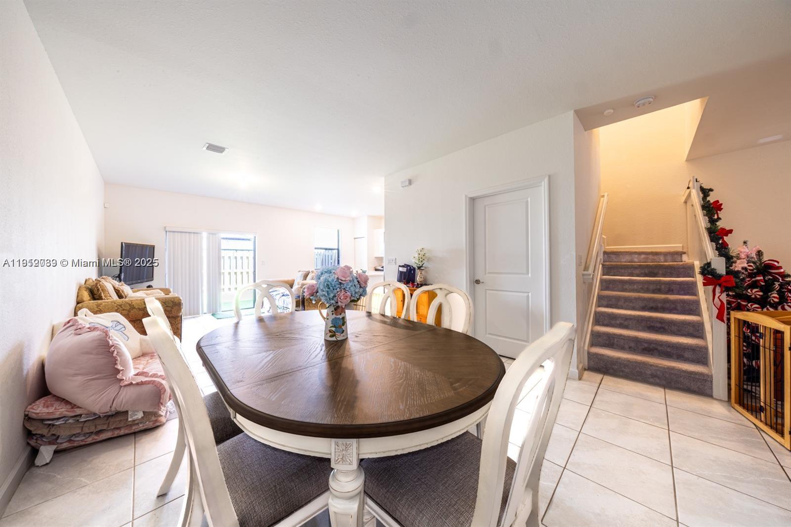 SILVER PALM RESIDENTIAL H - Residential