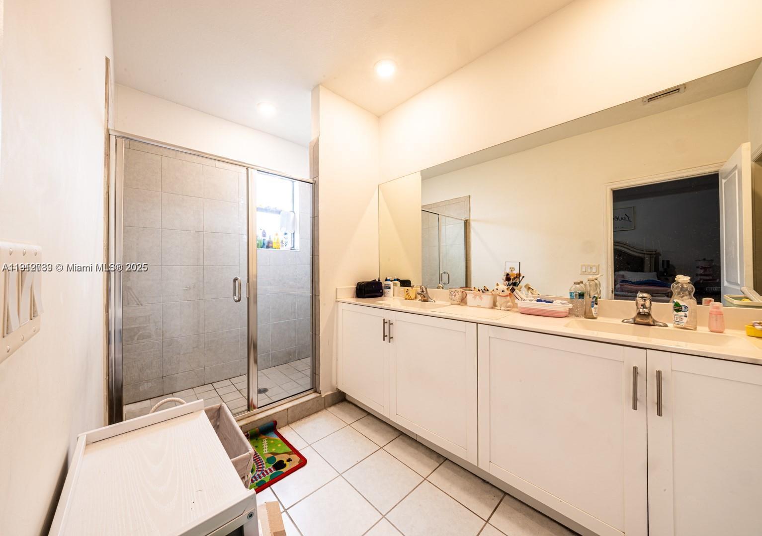 SILVER PALM RESIDENTIAL H - Residential