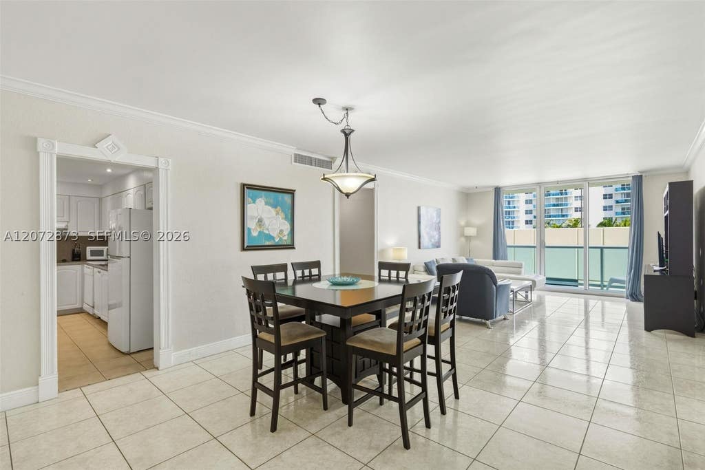 Photo of 3901 S Ocean Dr #3E, Hollywood, FL 33019 (MLS # A12072873)