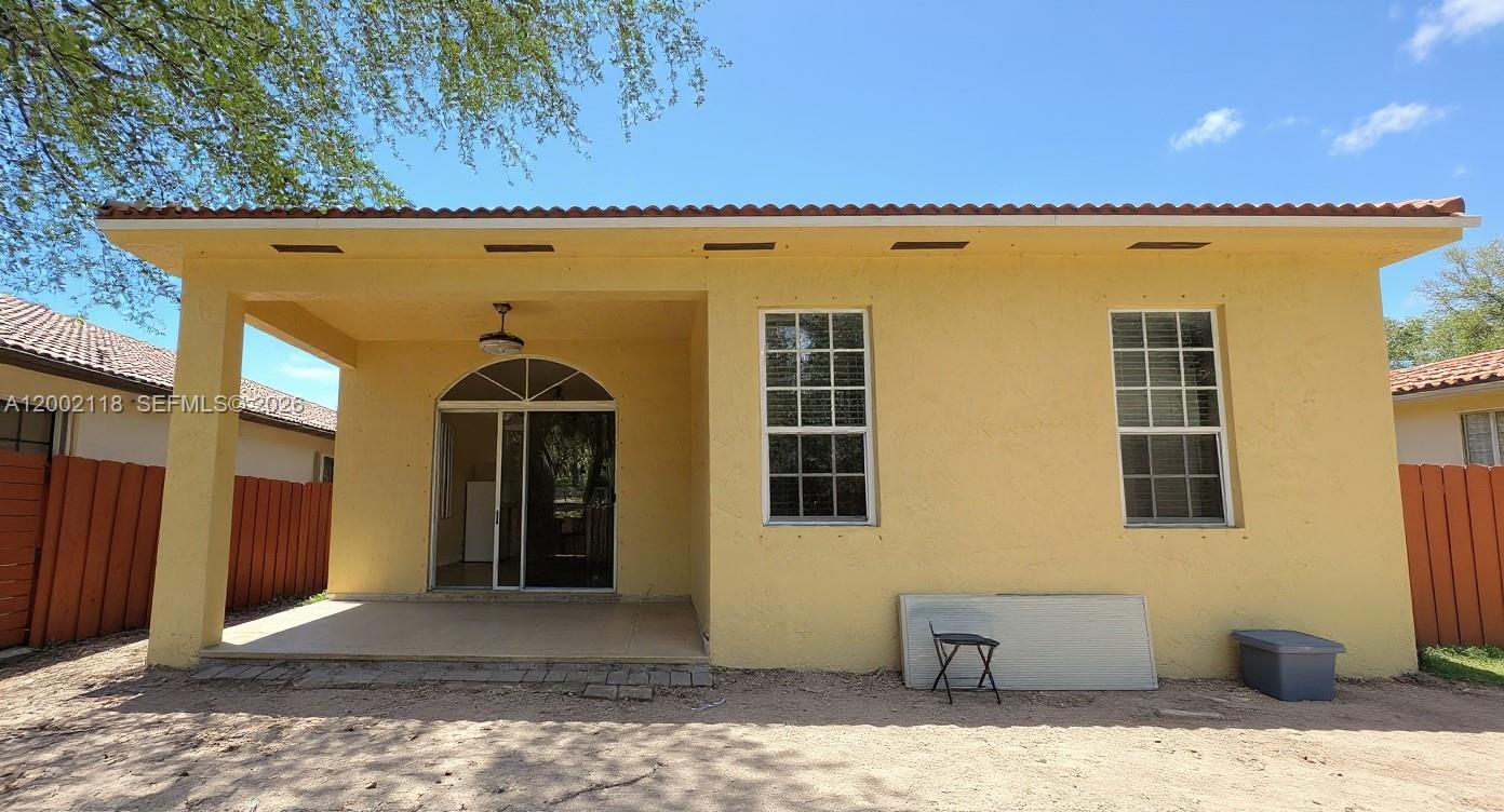 BISMARK HOMES AT VENEZIA - Residential Lease