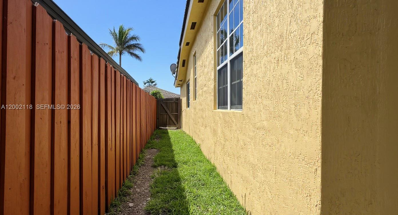 BISMARK HOMES AT VENEZIA - Residential Lease