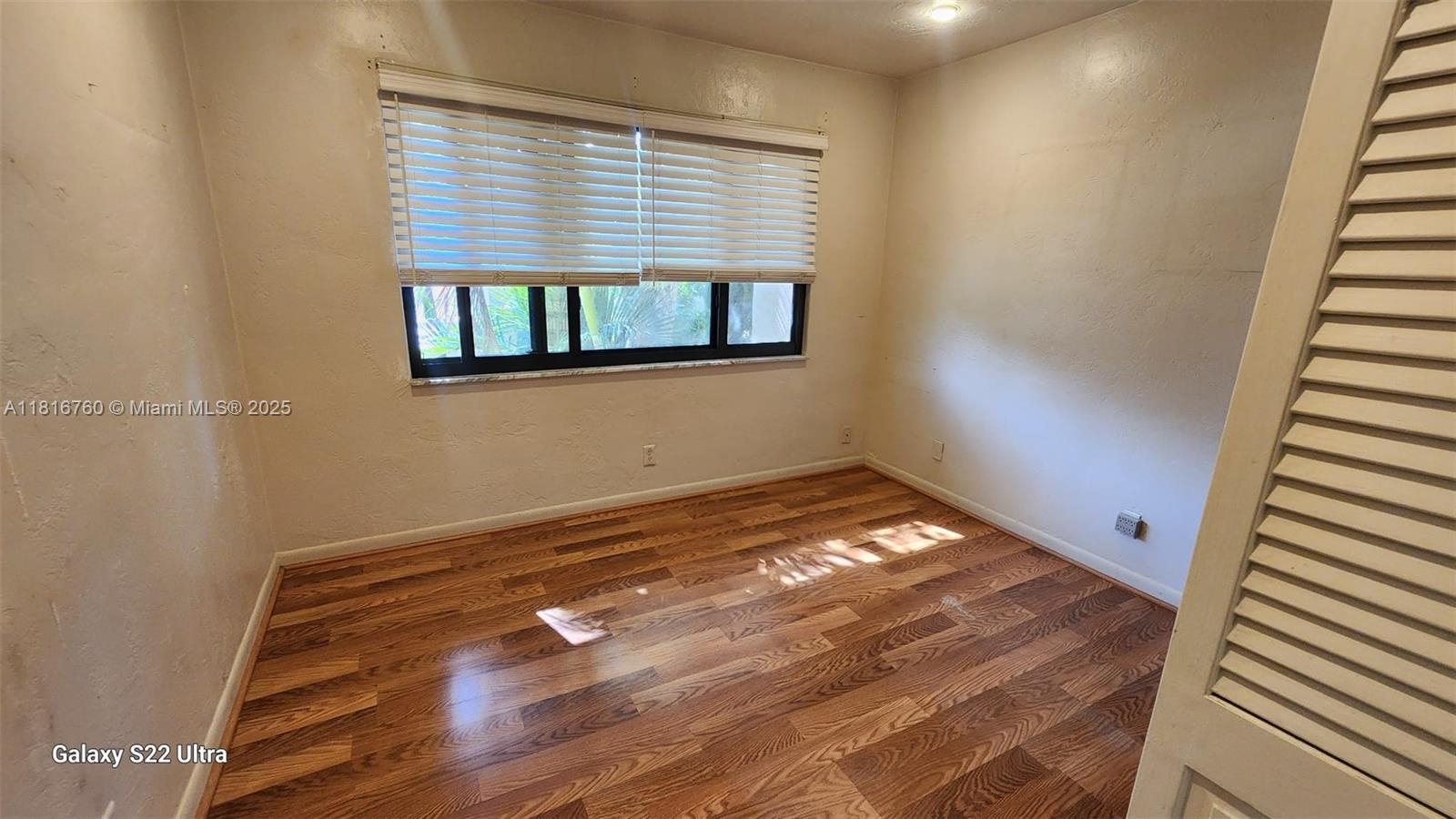 HILLS OF INVERRARY TRACT - Residential