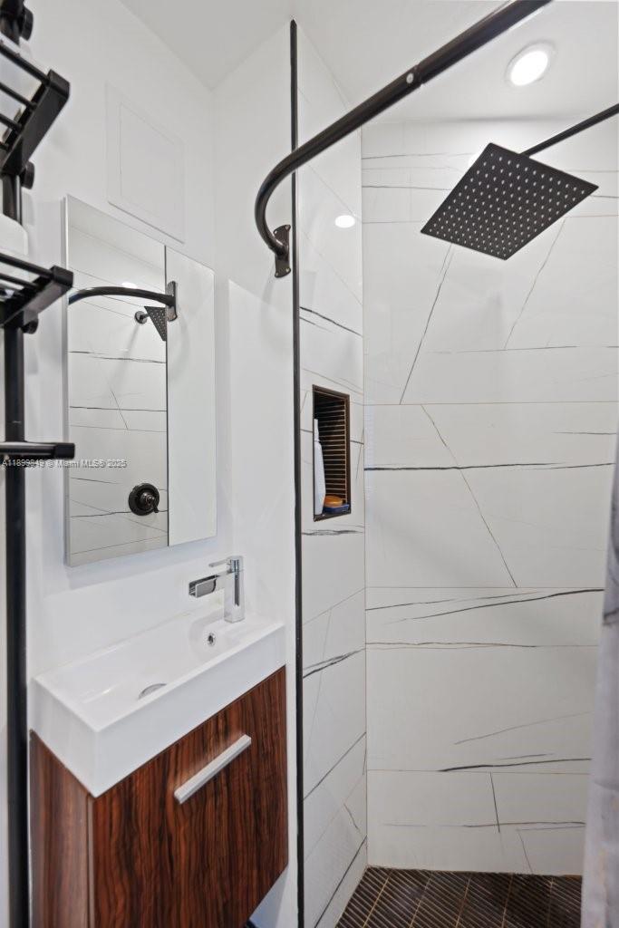 MELALEUCA GARDENS RESUB - Residential