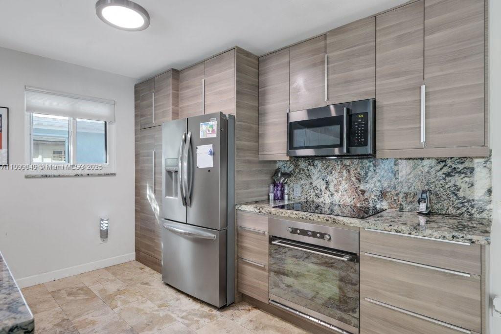 MELALEUCA GARDENS RESUB - Residential