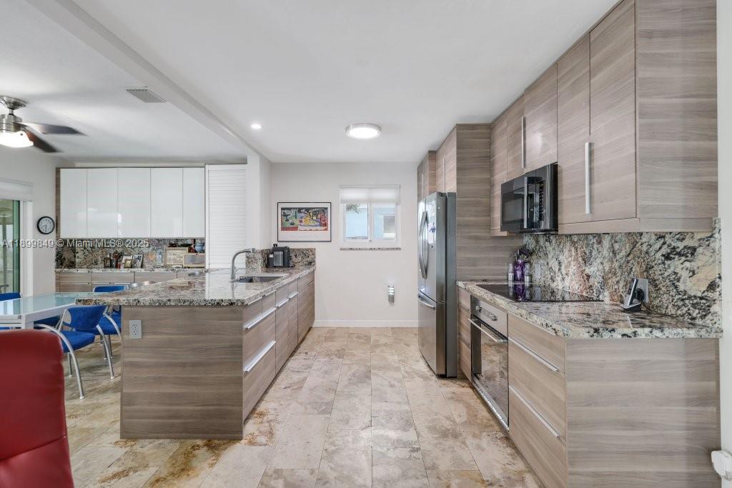 MELALEUCA GARDENS RESUB - Residential