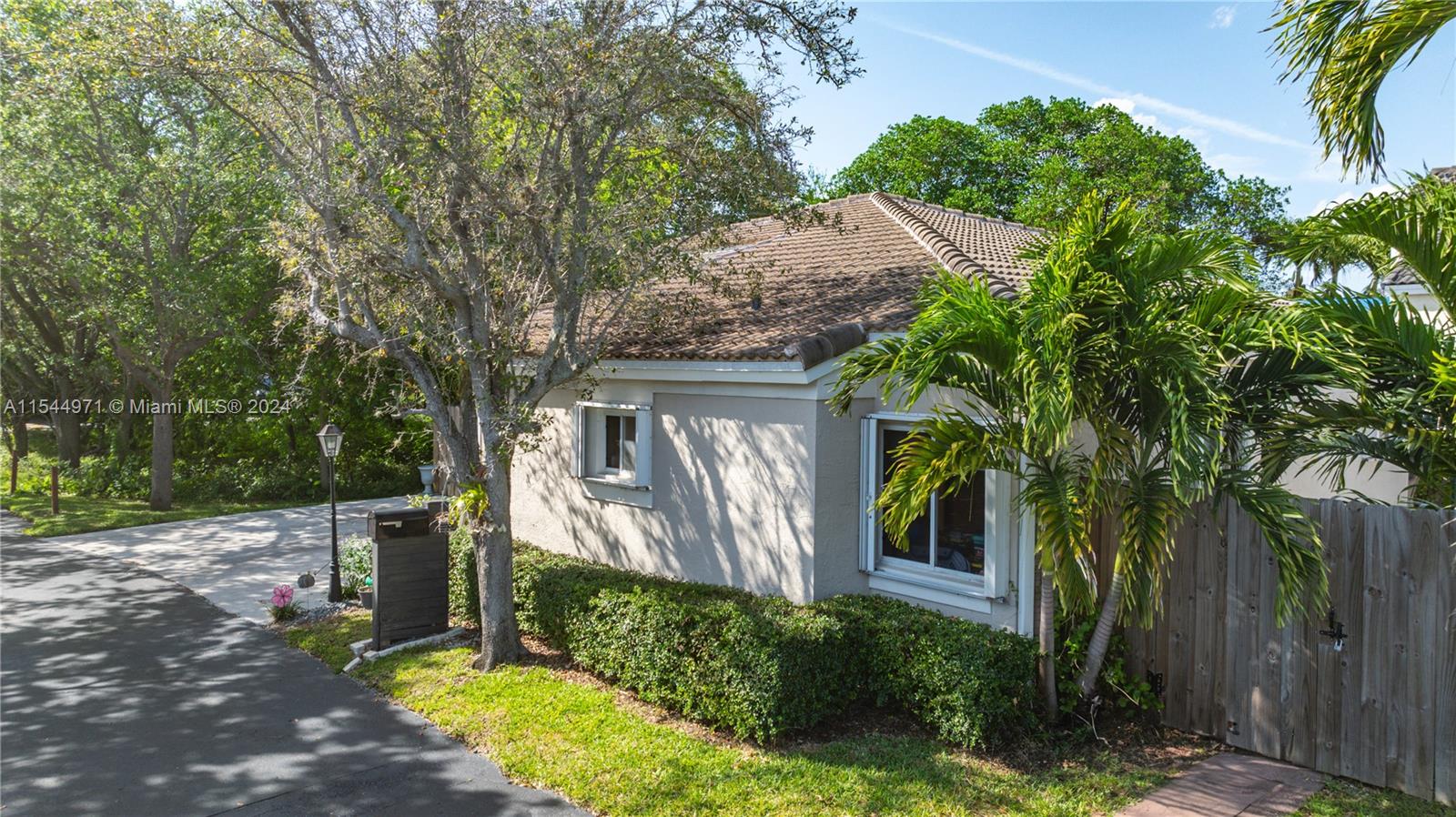 POINCIANA AT SUNSET - Residential