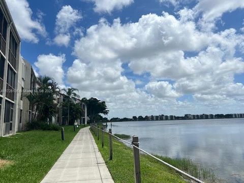 A home in Oakland Park