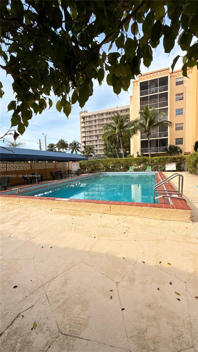 BAYSWATER COURT CONDO - Residential