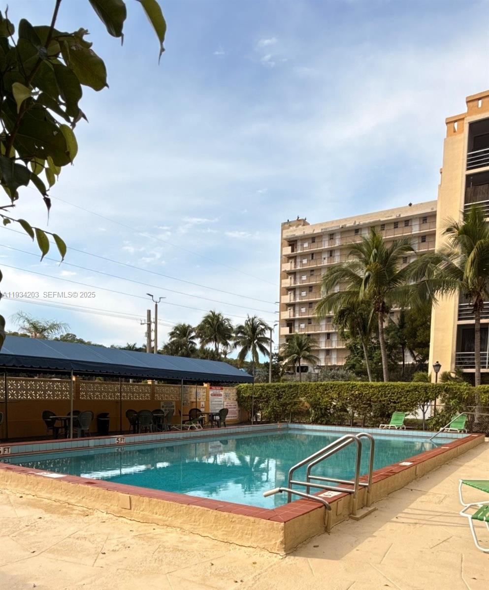 BAYSWATER COURT CONDO - Residential