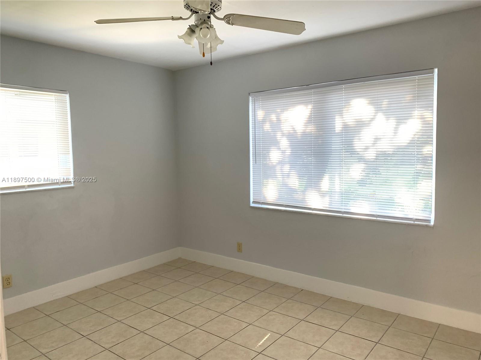 TOWN OF MODELO (DANIA) B- - Residential Lease