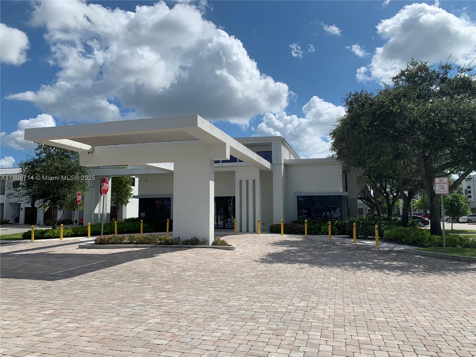 PLANTATION BUSINESS PARK - Residential Lease