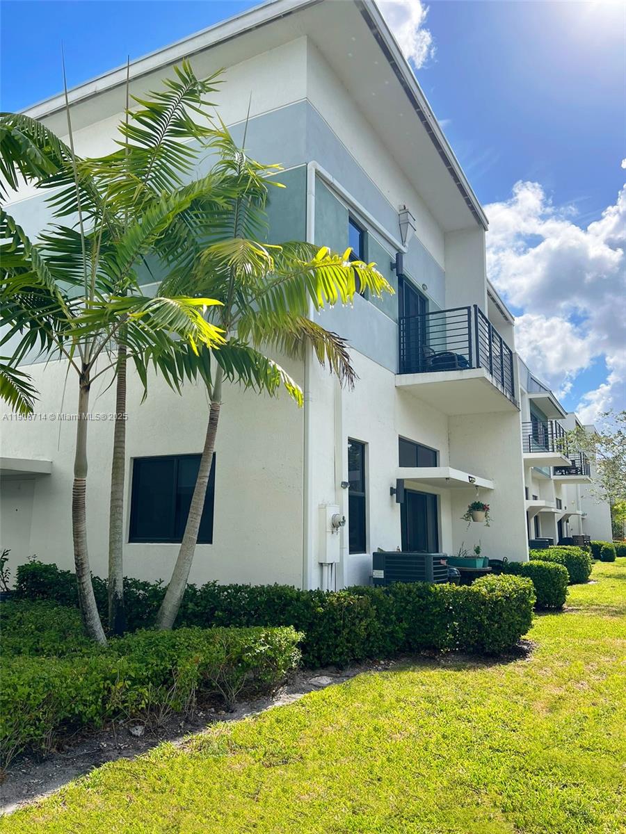 PLANTATION BUSINESS PARK - Residential Lease