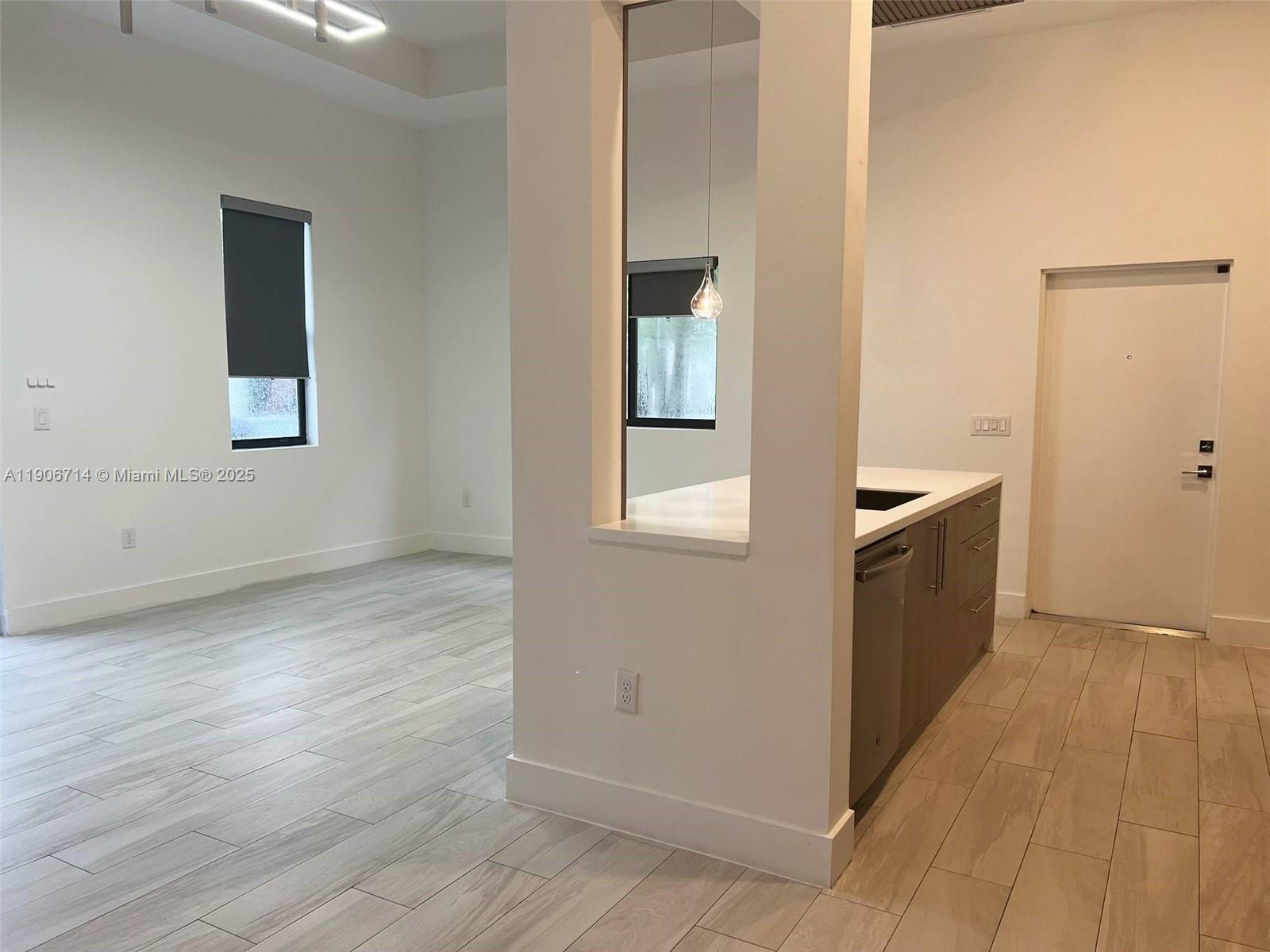 PLANTATION BUSINESS PARK - Residential Lease