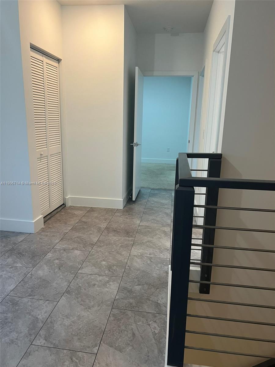 PLANTATION BUSINESS PARK - Residential Lease