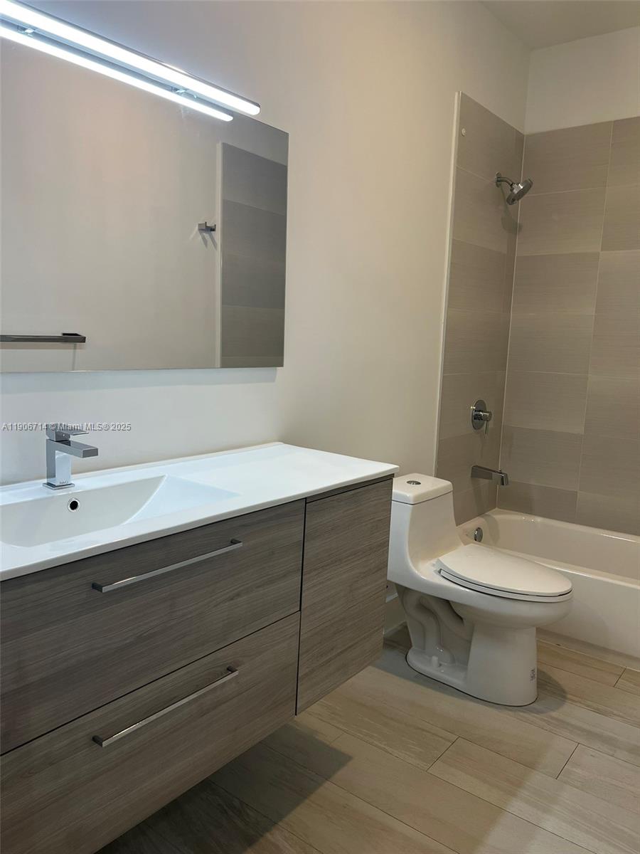 PLANTATION BUSINESS PARK - Residential Lease