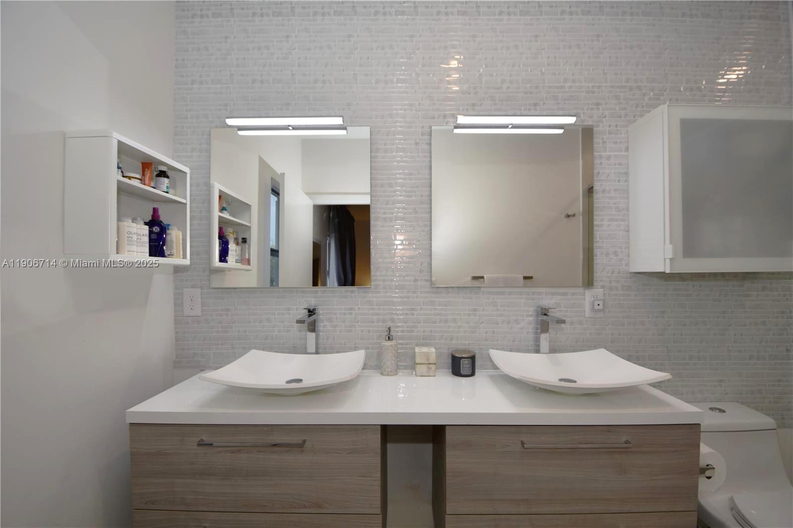 PLANTATION BUSINESS PARK - Residential Lease