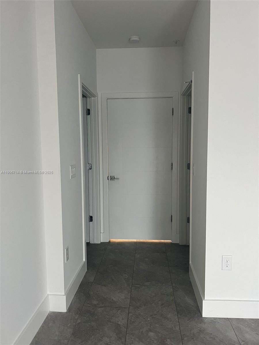 PLANTATION BUSINESS PARK - Residential Lease