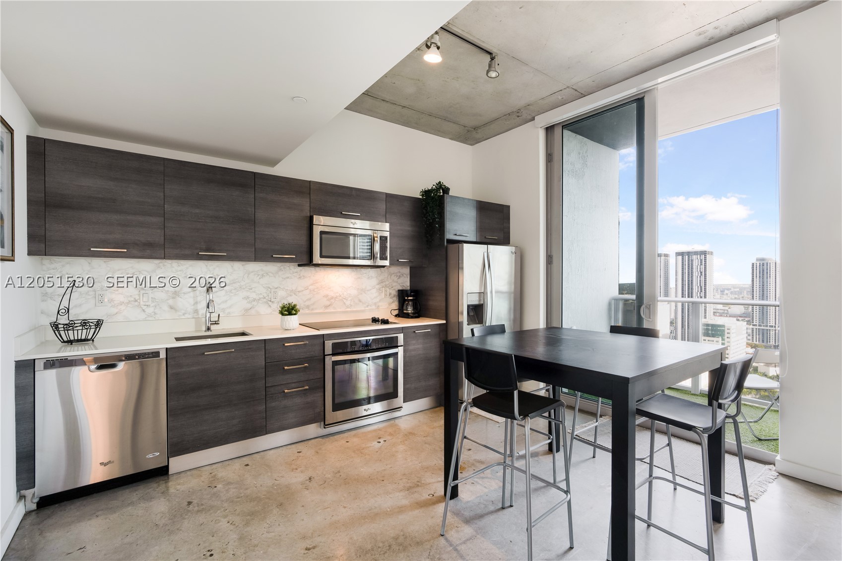151 SE 1st St 3408