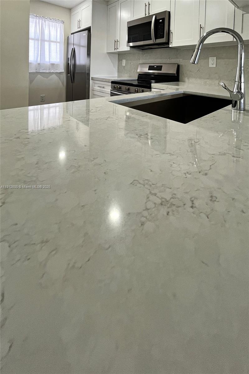 CARIBBEAN SPRINGS VILLAGE - Residential