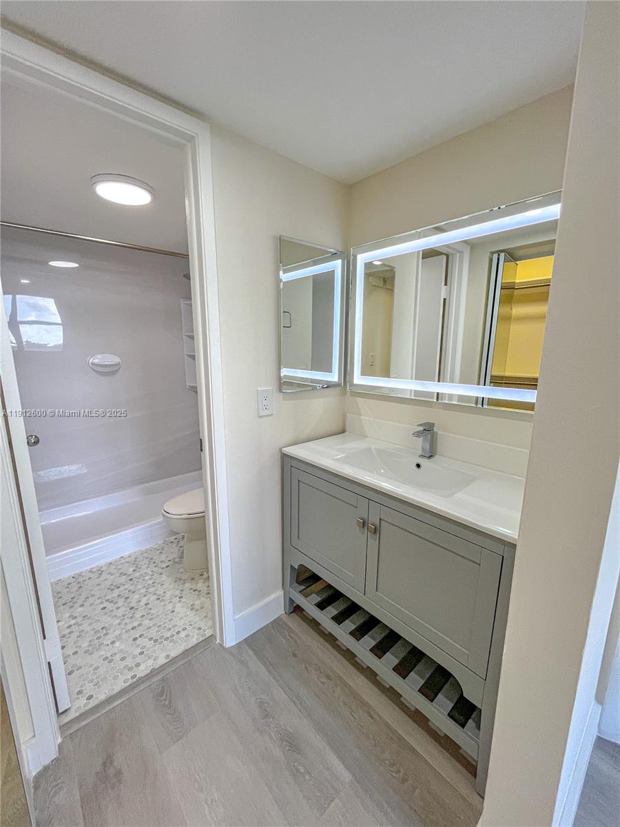 CARIBBEAN SPRINGS VILLAGE - Residential