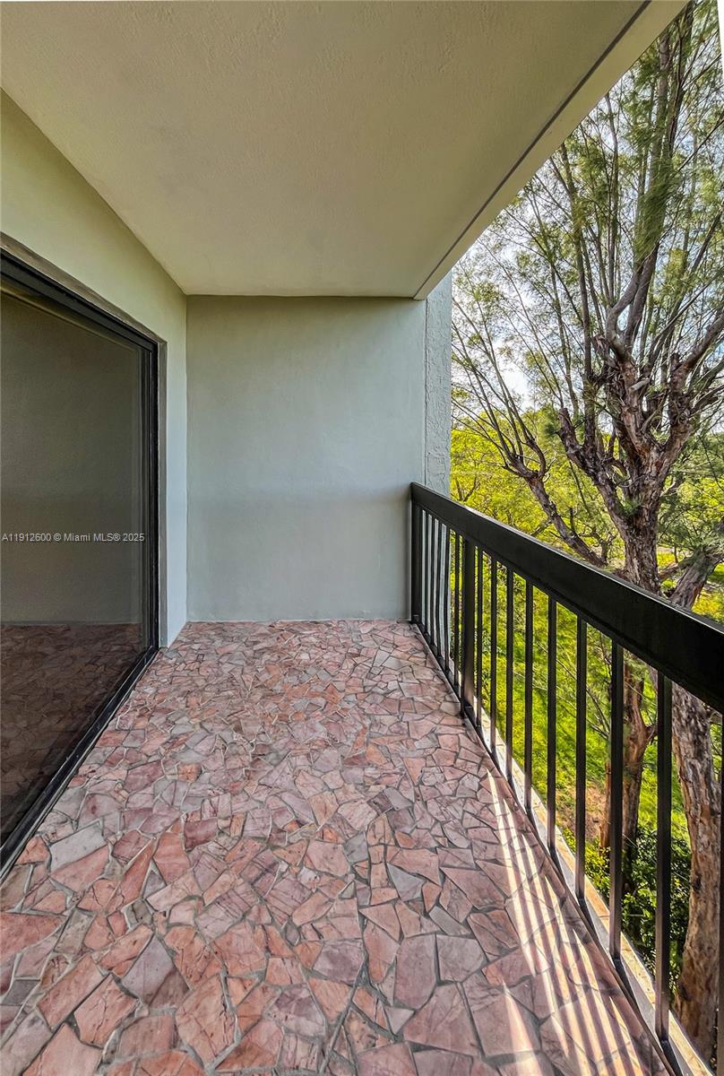 CARIBBEAN SPRINGS VILLAGE - Residential