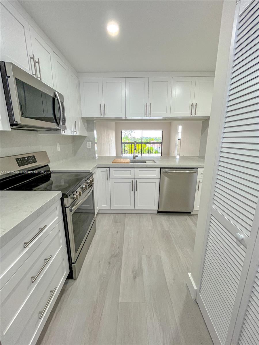 CARIBBEAN SPRINGS VILLAGE - Residential