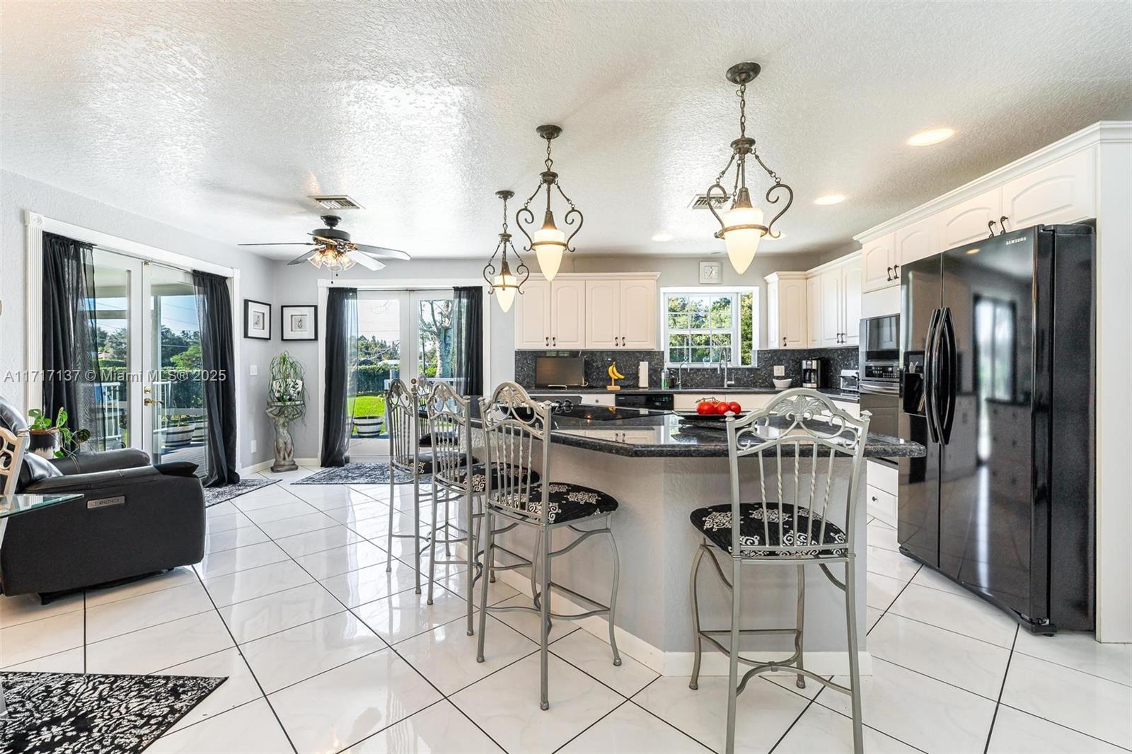Paradise Farms - Residential