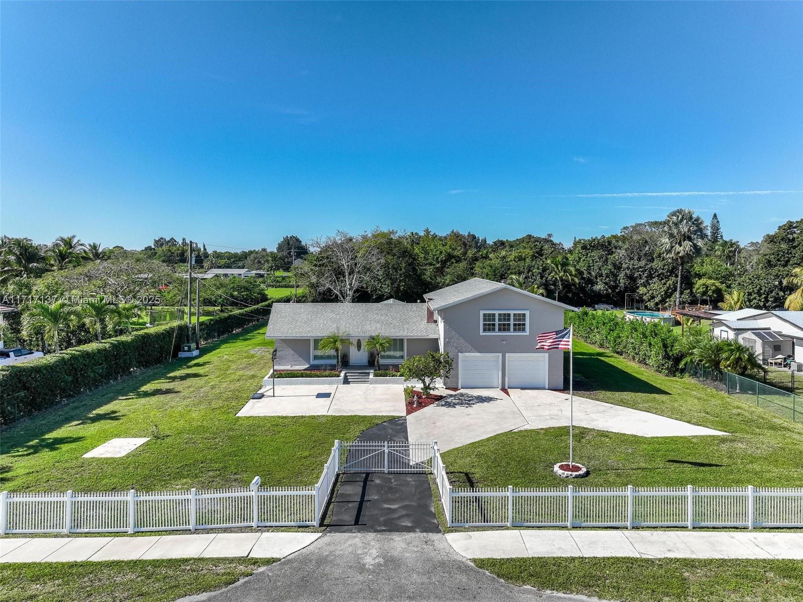 Paradise Farms - Residential