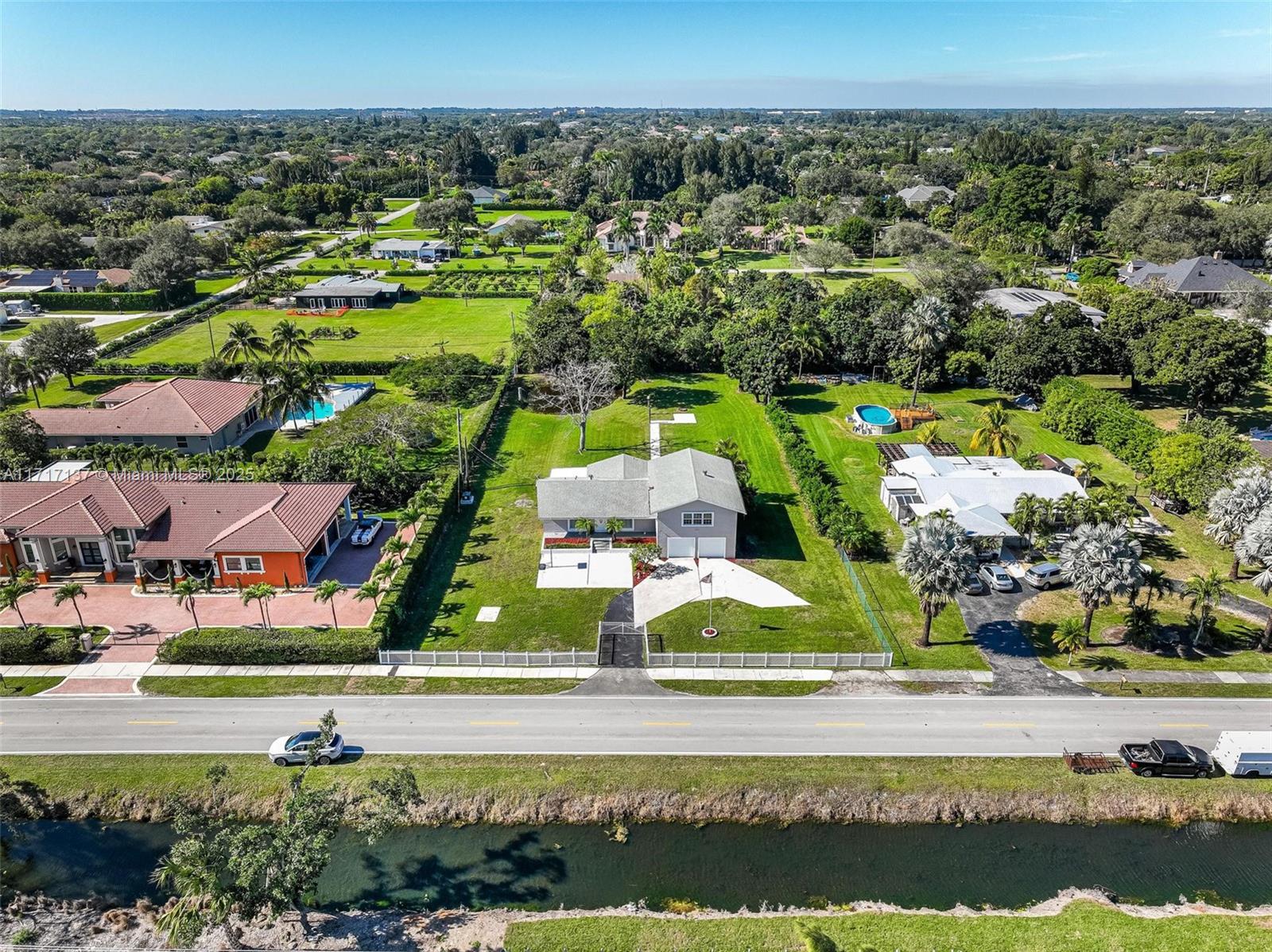 Paradise Farms - Residential
